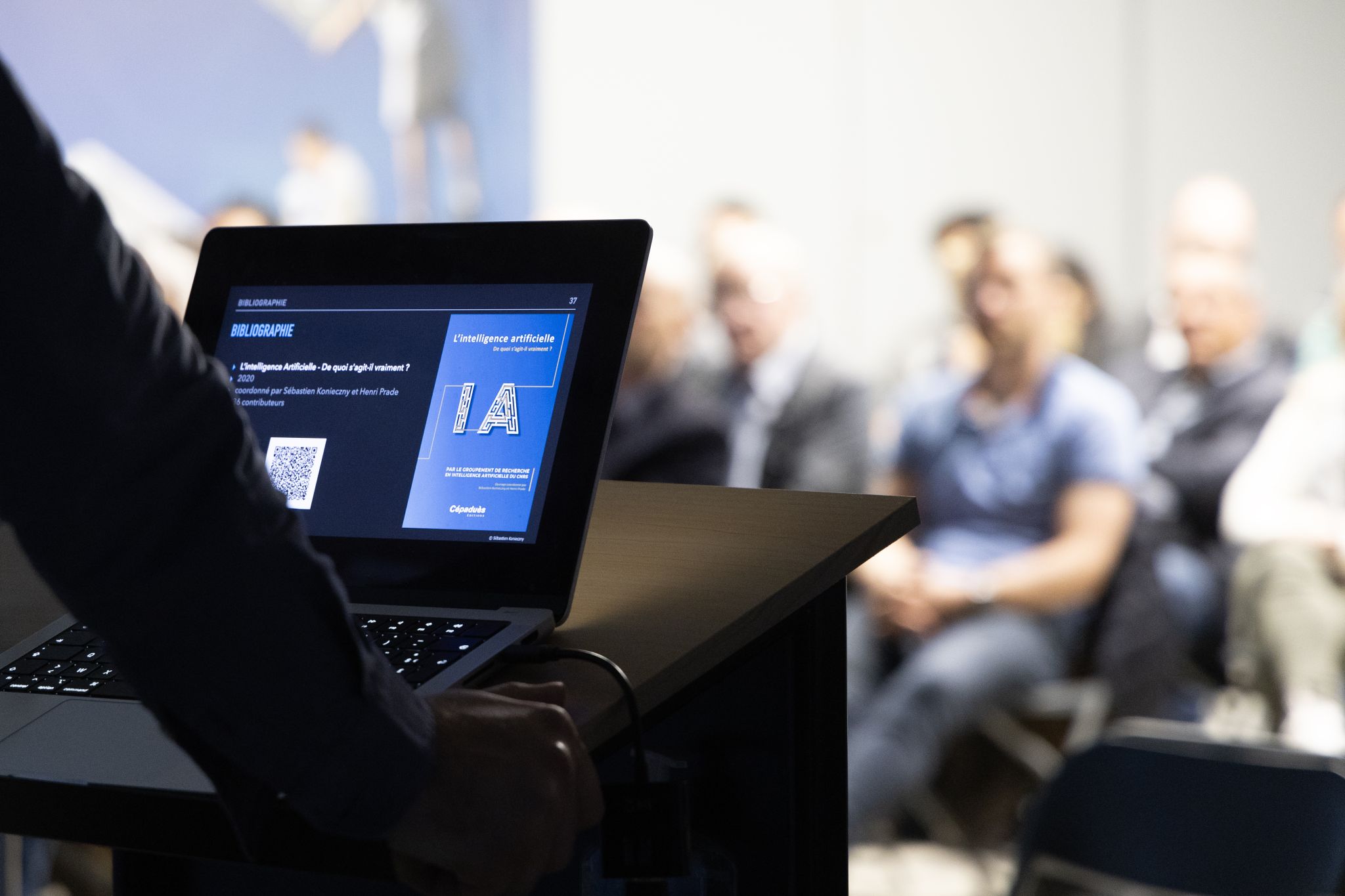Lire la suite à propos de l’article J’ai participé à une soirée sur l’intelligence artificielle !